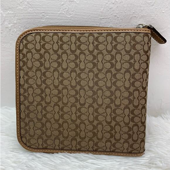Vintage COACH Brown Signature Canvas CD Case - Picture 2 of 12